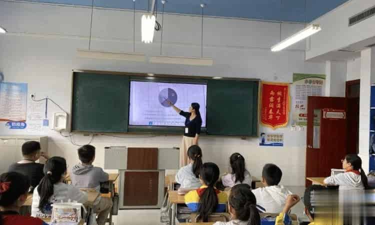 山东省五莲县洪凝镇中心小学